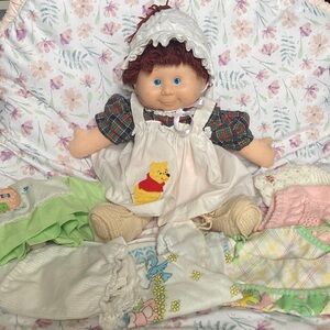 Vintage 1983 Blue-Box Kid Doll Red Hair Girl + clothes